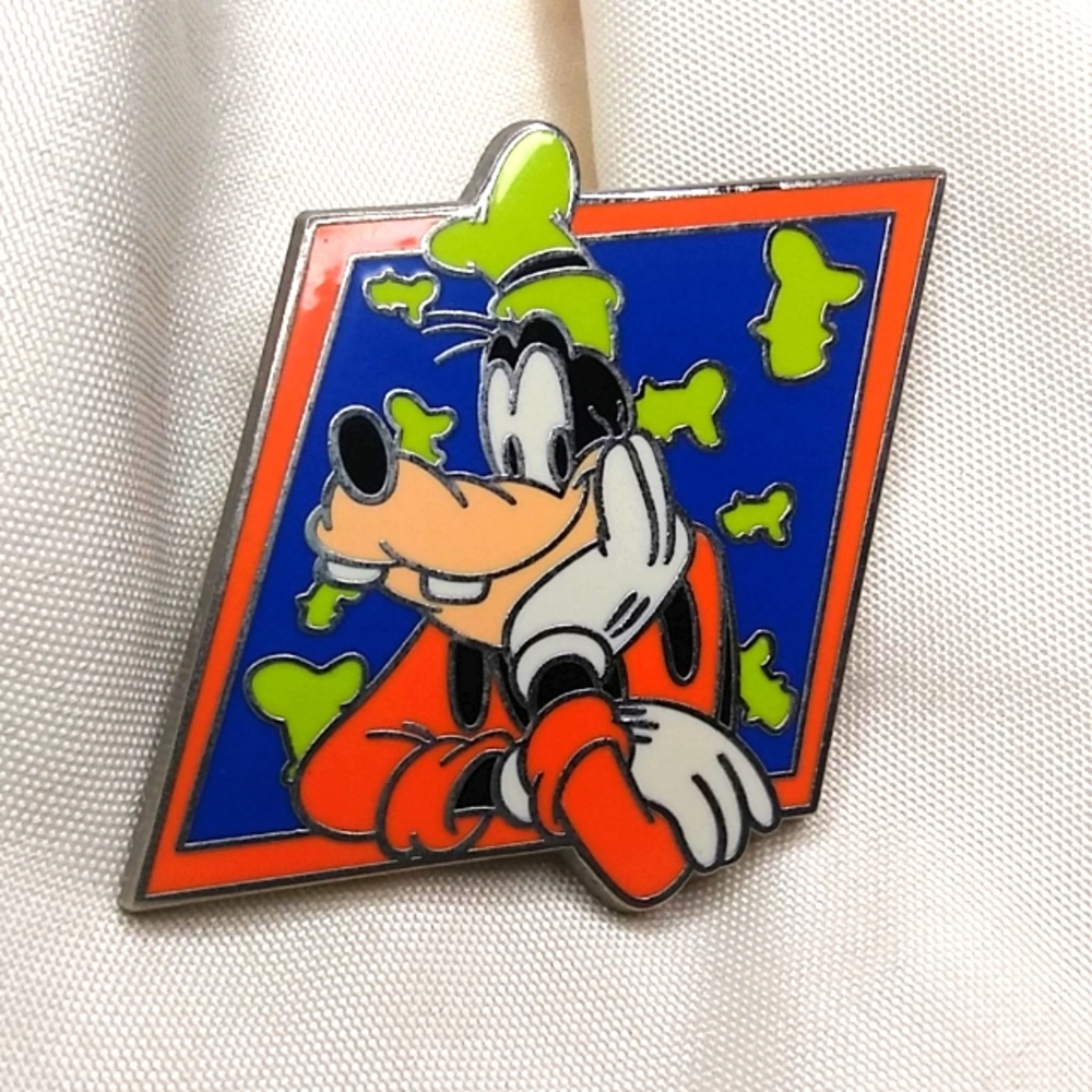 Disney Pin Goofy